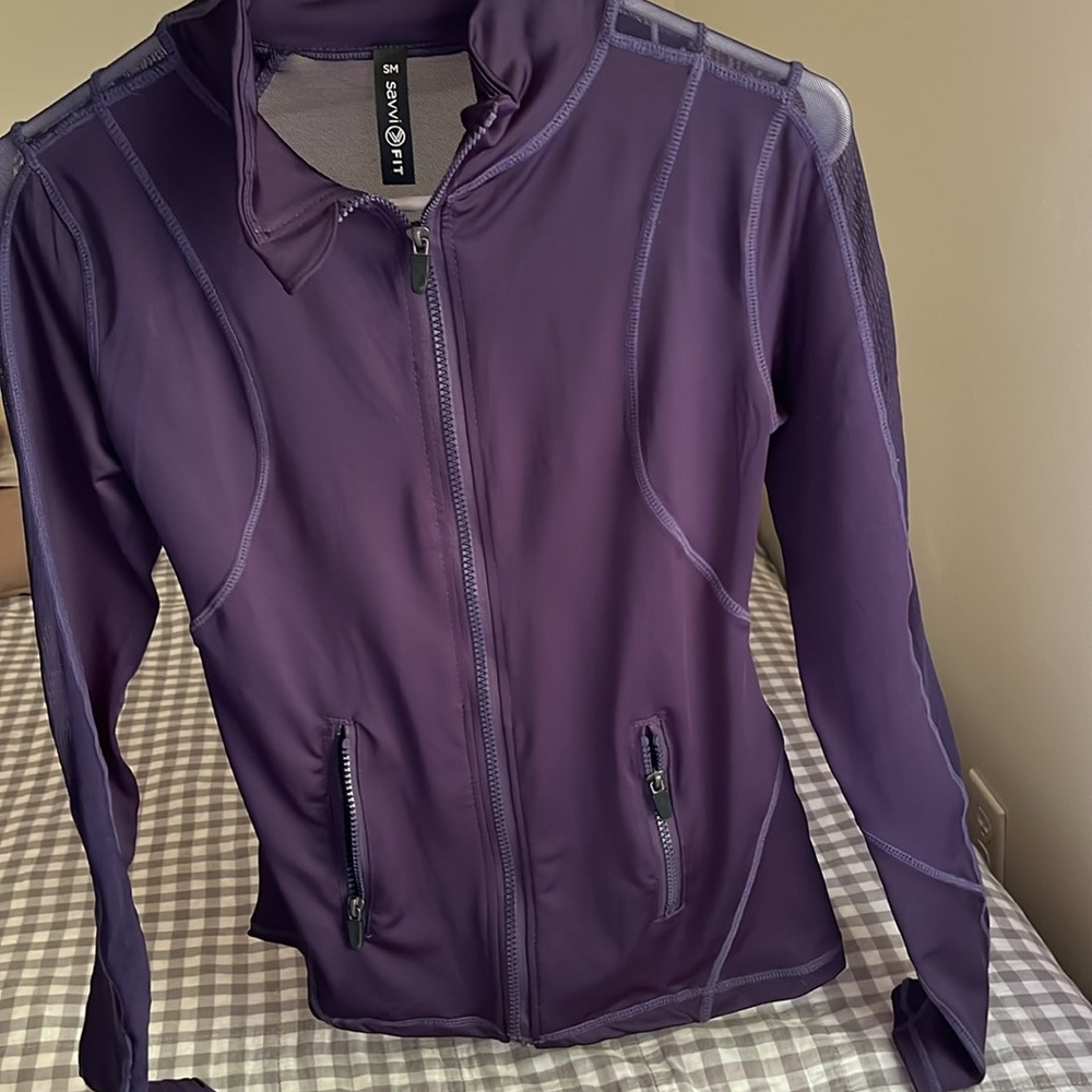 Athletic jacket / activewear